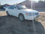 Toyota Camry 2000 годаүшін3 000 000 тг. в Семей – фото 3