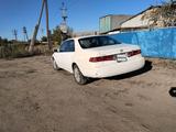 Toyota Camry 2000 годаүшін3 000 000 тг. в Семей – фото 5