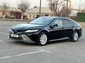 Toyota Camry 2019 года за 11 800 000 тг. в Туркестан – фото 2