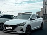 Hyundai Accent 2021 года за 6 900 000 тг. в Астана – фото 2