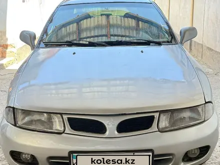 Mitsubishi Carisma 1997 года за 900 000 тг. в Алматы