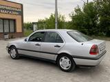Mercedes-Benz C 280 1994 года за 1 850 000 тг. в Караганда – фото 3
