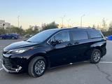 Toyota Sienna 2023 года за 27 500 000 тг. в Астана