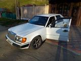 Mercedes-Benz E 230 1992 годаүшін2 600 000 тг. в Усть-Каменогорск