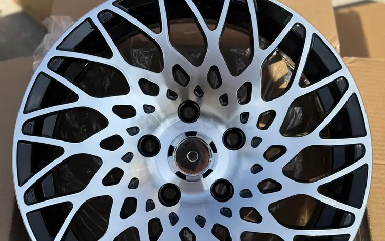 R16/17 за 2 000 тг. в Алматы