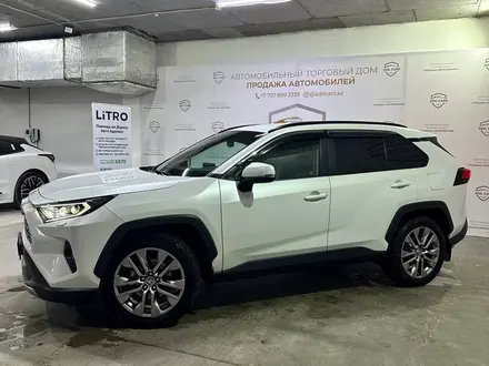 Toyota RAV4 2021 года за 15 600 000 тг. в Астана – фото 4