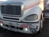 Freightliner  Columbia 2001 года за 12 500 000 тг. в Алматы