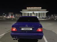 Mercedes-Benz E 220 1994 годаfor2 850 000 тг. в Алматы