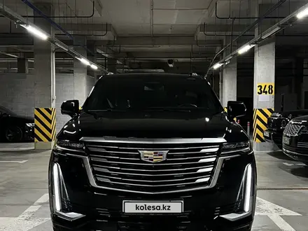 Cadillac Escalade 2022 года за 71 000 000 тг. в Алматы – фото 2