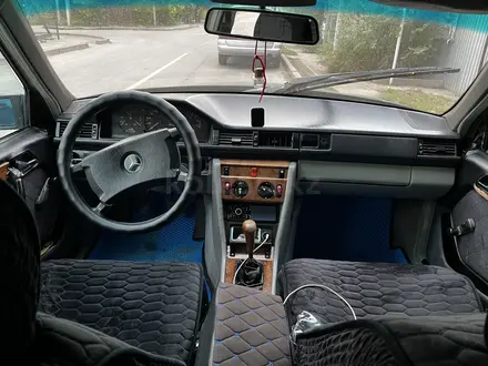 Mercedes-Benz E 230 1989 года за 700 000 тг. в Алматы – фото 9