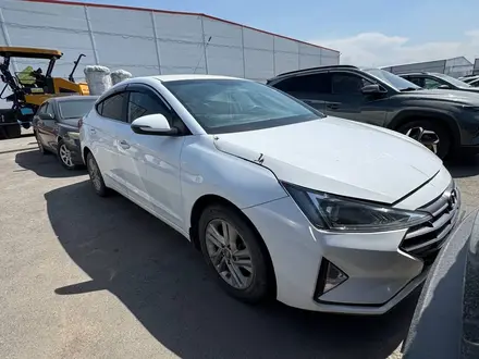 Hyundai Elantra 2019 года за 5 800 000 тг. в Алматы