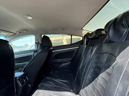 Hyundai Elantra 2019 года за 5 800 000 тг. в Алматы – фото 10