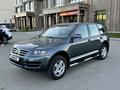 Volkswagen Touareg 2006 года за 6 600 000 тг. в Костанай