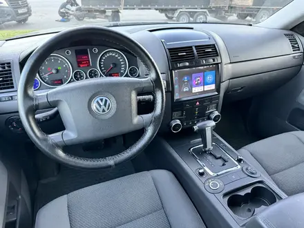 Volkswagen Touareg 2006 года за 6 600 000 тг. в Костанай – фото 34