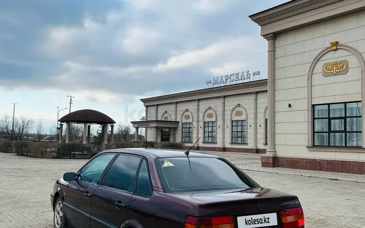 Volkswagen Passat 1995 года за 1 500 000 тг. в Уральск