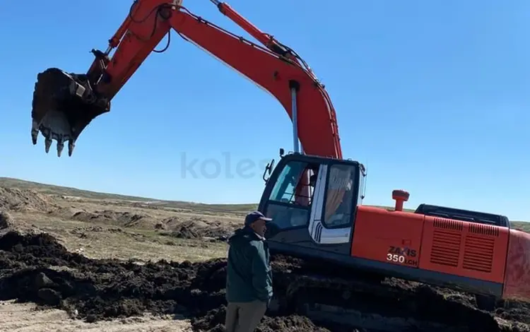 Hitachi  ZX 350 2013 года за 45 000 000 тг. в Астана