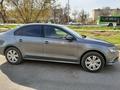 Volkswagen Jetta 2015 года за 6 300 000 тг. в Шымкент – фото 3