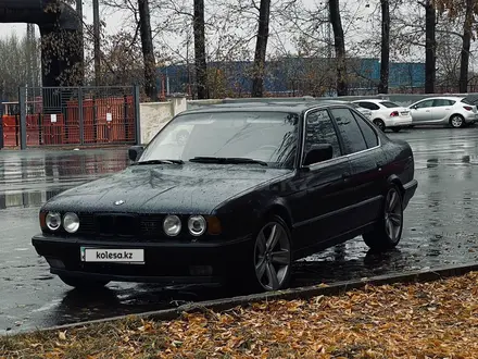 BMW 525 1991 года за 2 500 000 тг. в Караганда