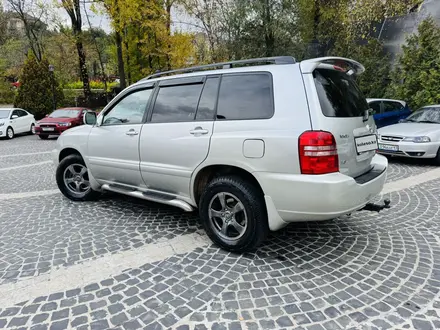 Toyota Highlander 2001 года за 6 280 000 тг. в Алматы – фото 4