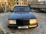 Mercedes-Benz E 230 1991 года за 2 300 000 тг. в Астана – фото 2