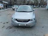 Honda Odyssey 2004 годаүшін4 800 000 тг. в Тараз