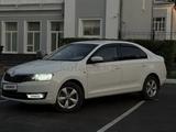 Skoda Rapid 2014 годаүшін4 150 000 тг. в Уральск – фото 2
