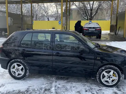 Volkswagen Golf 1994 года за 1 600 000 тг. в Алматы – фото 5