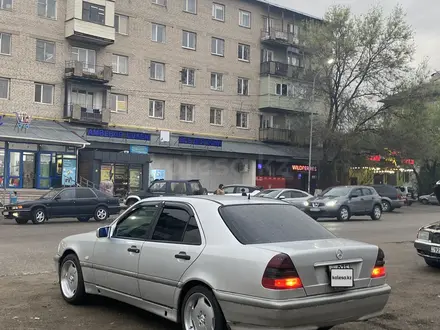 Mercedes-Benz C 200 1998 года за 2 500 000 тг. в Алматы – фото 7