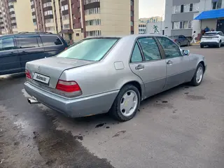 Mercedes-Benz S-Class, 1992