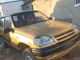 Chevrolet Niva 2005 года за 700 000 тг. в Атырау – фото 3