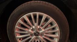 Диски 200000 с резиной 300000 от Тойота Камри 80 японец, оригинал за 200 000 тг. в Шымкент