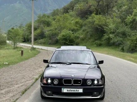 BMW 525 1992 года за 3 200 000 тг. в Алматы – фото 2