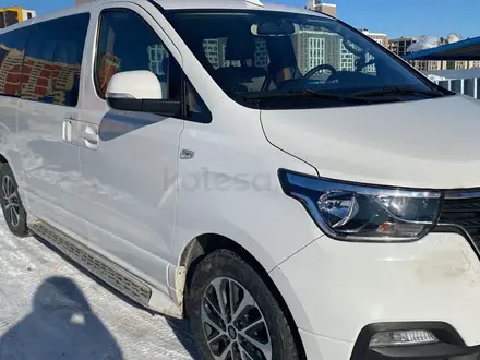 Hyundai Starex 2019 года за 14 800 000 тг. в Астана – фото 4