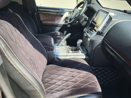 Toyota Land Cruiser 2017 года за 38 000 000 тг. в Караганда – фото 28