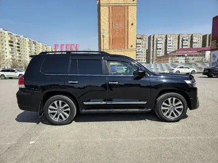Toyota Land Cruiser 2017 года за 38 000 000 тг. в Караганда – фото 5