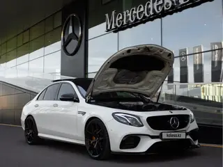 Mercedes-Benz E 63 AMG
