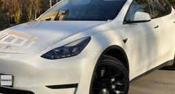 Tesla Model Y 2022 года за 19 700 000 тг. в Алматы – фото 2