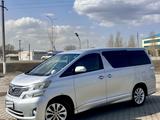 Toyota Alphard 2012 года за 9 500 000 тг. в Актобе – фото 5