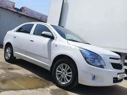 Chevrolet Cobalt 2020 года за 6 100 000 тг. в Атырау – фото 4