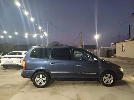 Hyundai Trajet 2002 года за 3 100 000 тг. в Шымкент