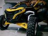 BRP  Мотовездеход Can-Am Maverick R X RS SS 999 T Черно-желтый 2024 INT 2024 годаүшін31 600 000 тг. в Алматы – фото 4