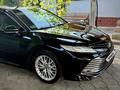 Toyota Camry 2018 года за 14 000 000 тг. в Шымкент – фото 3