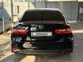 Toyota Camry 2018 года за 14 000 000 тг. в Шымкент – фото 9
