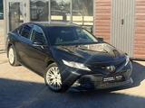 Toyota Camry 2018 года за 10 800 000 тг. в Караганда