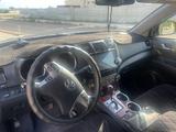 Toyota Highlander 2013 года за 13 000 000 тг. в Актау – фото 4