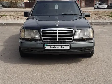 Mercedes-Benz E 280 1994 года за 3 000 000 тг. в Сарыагаш