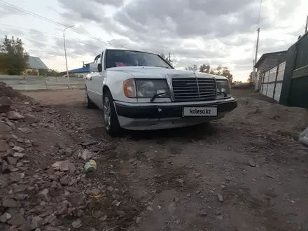 Mercedes-Benz E 200 1990 года за 1 100 000 тг. в Жезказган – фото 23