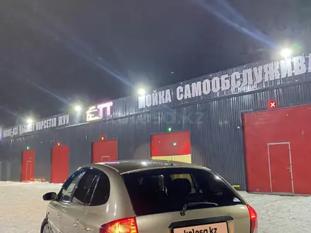 Kia Rio 2002 года за 2 000 000 тг. в Караганда – фото 4