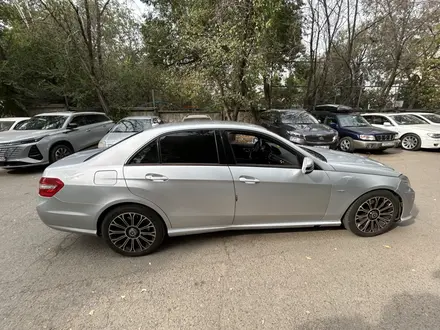 Mercedes-Benz E 200 2009 года за 4 900 000 тг. в Алматы – фото 3