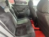Volkswagen Golf 2000 года за 990 000 тг. в Караганда – фото 5
